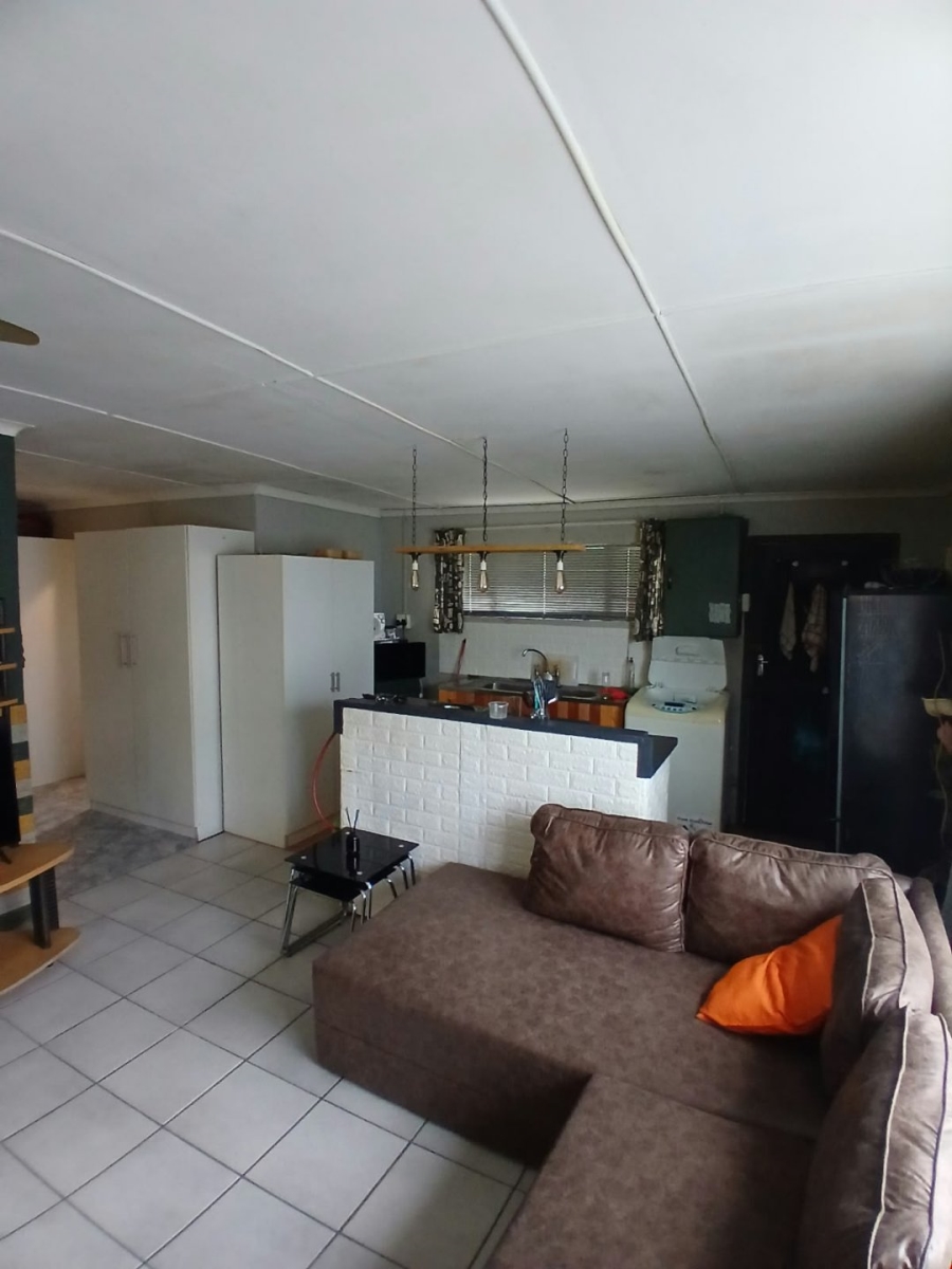 3 Bedroom Property for Sale in Amalinda Eastern Cape